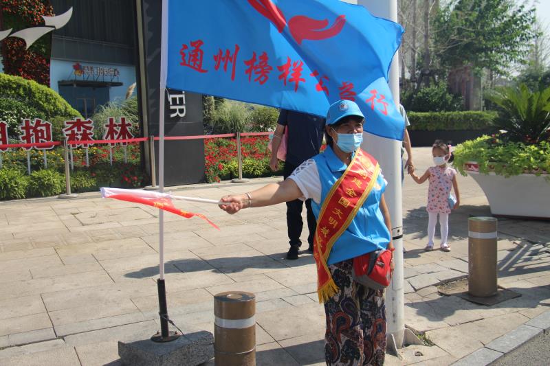 <strong>大鸡巴操小蜜穴视频</strong>